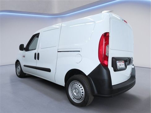 Used 2018 RAM ProMaster City Tradesman image 4