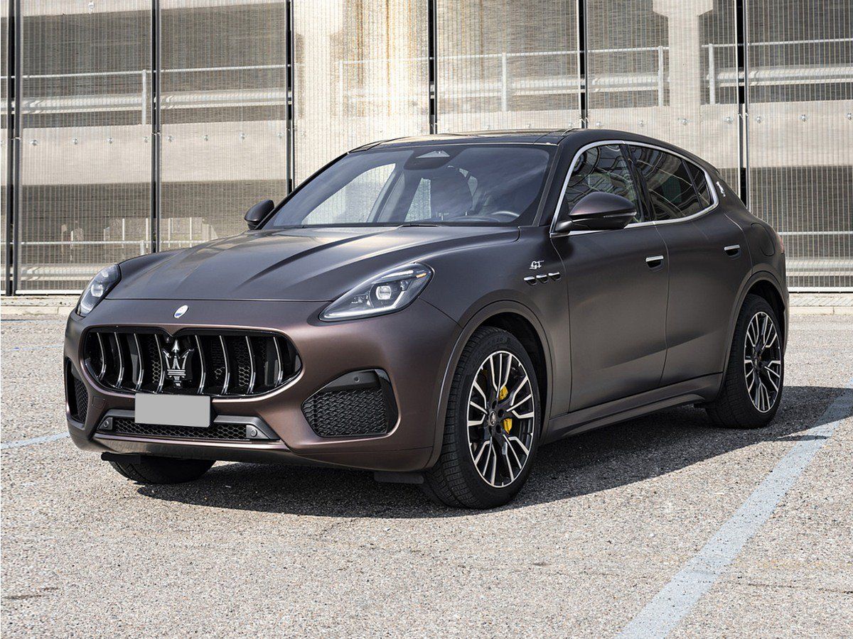 Used 2023 Maserati Grecale Modena AWD/4WD image 1