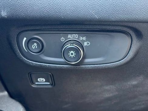 Used 2019 GMC Terrain SLE w/ Driver Convenience Package AWD/4WD image 30