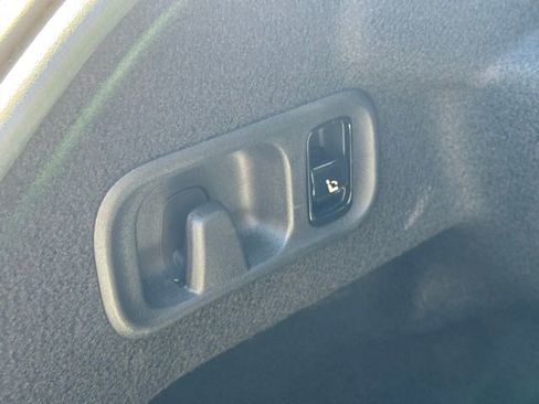 Used 2024 Mercedes-Benz C 43 AMG 4MATIC Sedan image 28