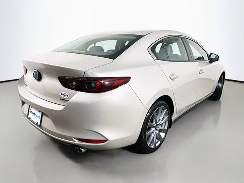 Used 2023 MAZDA MAZDA3 s FWD image 7