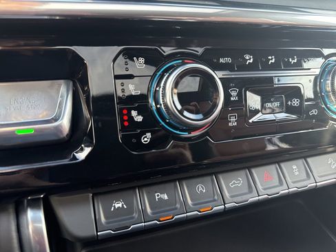 New 2026 GMC Sierra 1500 Denali Ultimate w/ LPO, Black Badging Package image 30