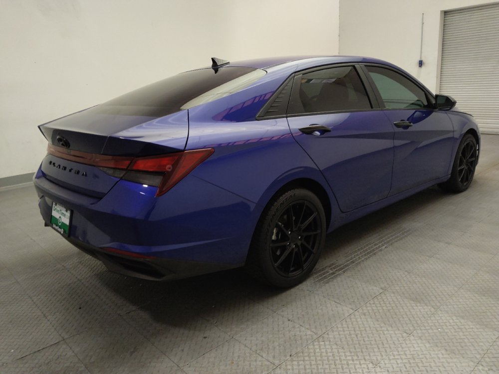 Used 2023 Hyundai Elantra SEL w/ Convenience Package FWD image 9