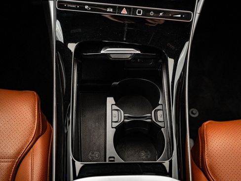 Used 2022 Mercedes-Benz C 300 4MATIC Sedan image 41