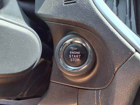 Used 2019 Subaru Crosstrek 2.0i Limited w/ Moonroof Package w/Navigation AWD/4WD image 24
