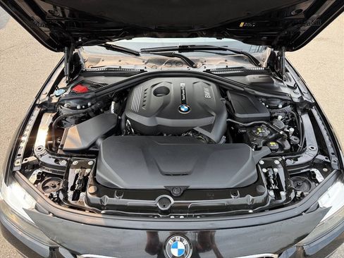 Used 2017 BMW 330i Sedan RWD image 16