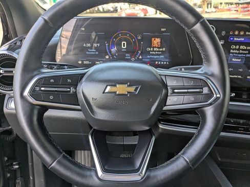 Used 2025 Chevrolet Equinox LT image 17