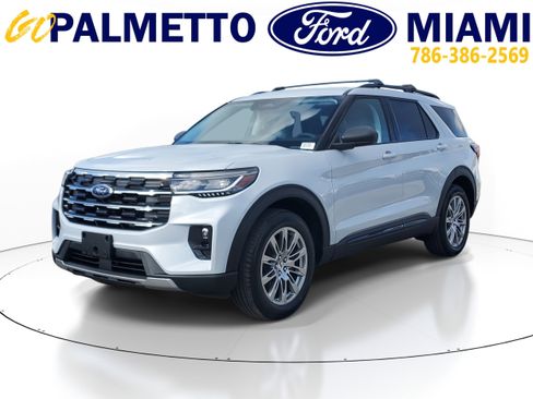 New 2026 Ford Explorer Active w/ Active Comfort Package AWD/4WD image 3