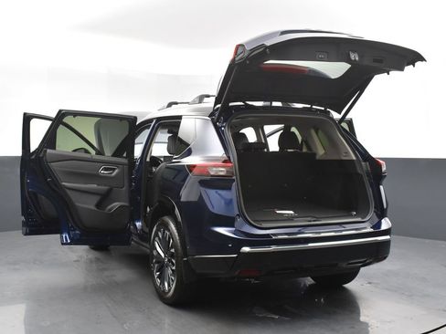 New 2026 Nissan Rogue Platinum w/ Platinum Premium Package image 36