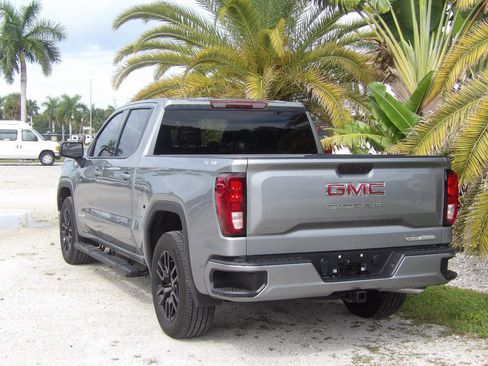 Used 2025 GMC Sierra 1500 Elevation image 5