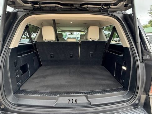 Used 2021 Ford Expedition Max Platinum RWD image 20
