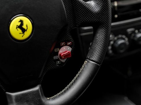 Used 2009 Ferrari F430 Scuderia RWD image 18