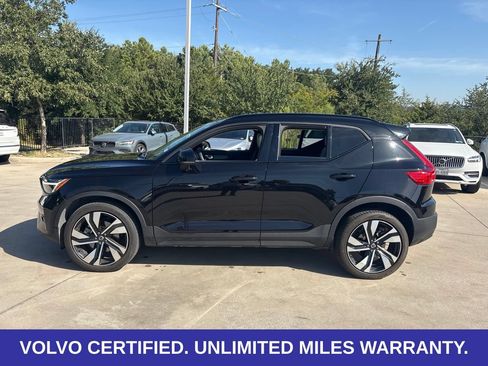 Used 2024 Volvo XC40 B5 Plus w/ Protection Package Premier AWD/4WD image 8