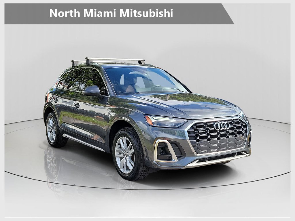 Used 2022 Audi Q5 2.0T Premium w/ Convenience Package AWD/4WD image 1