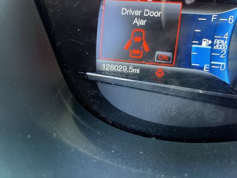 Used 2016 Ford Explorer Limited FWD image 22