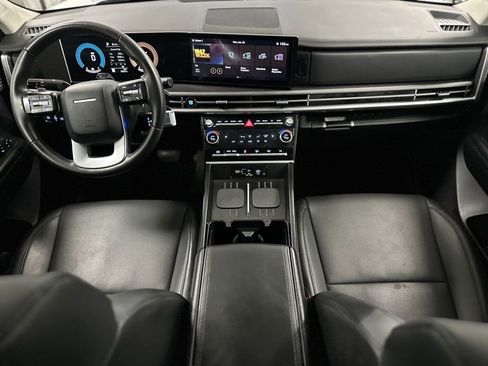 Used 2025 Hyundai Santa Fe SEL image 3