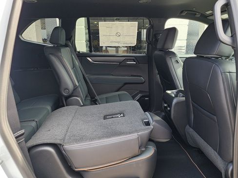 New 2026 GMC Acadia AT4 w/ Luxury Package image 48