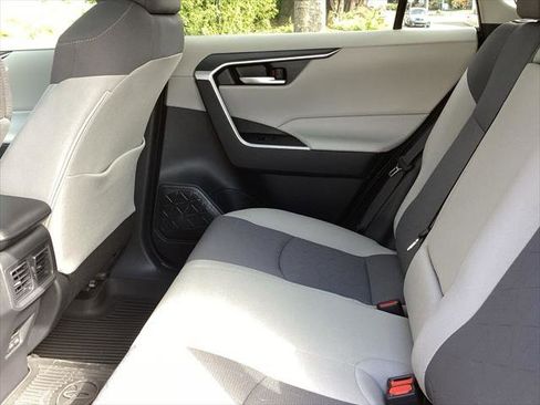 Certified 2025 Toyota RAV4 XLE w/ Convenience Package image 5