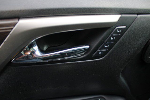 Used 2016 Lexus RX 350 FWD w/ Luxury Package image 21