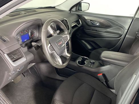Used 2023 GMC Terrain SLE w/ Driver Convenience Package AWD/4WD image 9