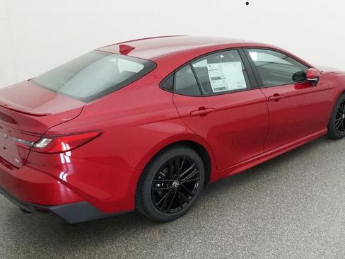New 2026 Toyota Camry SE FWD image 9
