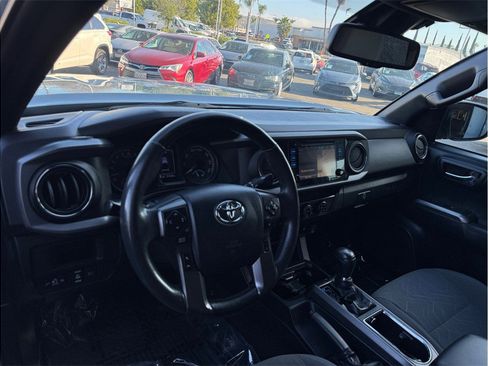 Used 2019 Toyota Tacoma TRD Off-Road w/ Technology Package image 26