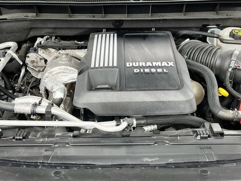 Used 2023 GMC Yukon XL Denali w/ Advanced Technology Package AWD/4WD image 30