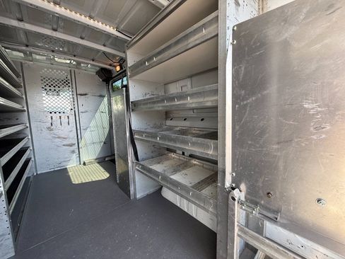 Used 2012 Mercedes-Benz Sprinter 2500 w/ Additional Battery Pkg image 24