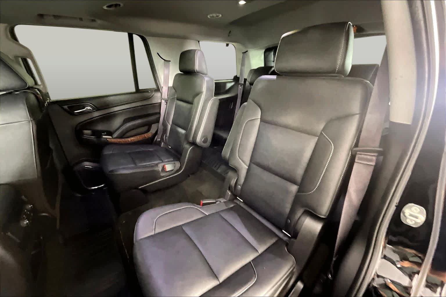 Used 2017 Chevrolet Tahoe Premier AWD/4WD image 18