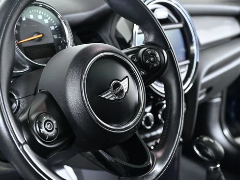 Used 2015 MINI Cooper 4-Door Hardtop FWD image 14