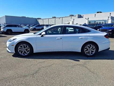 Used 2023 Hyundai Sonata SEL image 4