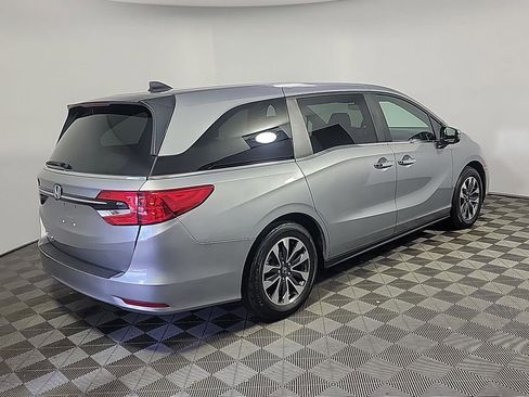 Used 2023 Honda Odyssey EX-L image 4