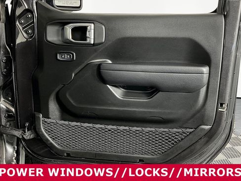 Used 2024 Jeep Wrangler Unlimited Rubicon image 28