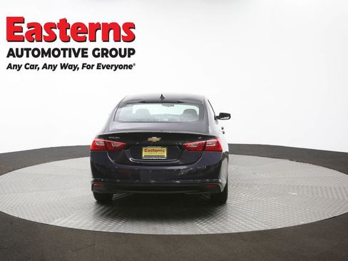 Used 2023 Chevrolet Malibu LT FWD image 40