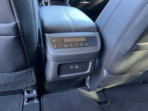 Certified 2024 Nissan Pathfinder SL image 25