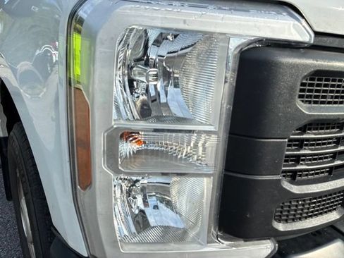 Used 2024 Ford F350 XL RWD image 9