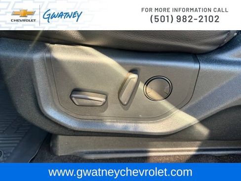 Used 2020 Ford Expedition XLT w/ Equipment Group 202A AWD/4WD image 21