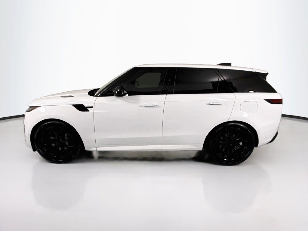New 2026 Land Rover Range Rover Sport Dynamic SE AWD/4WD image 8