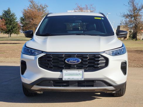 Used 2025 Ford Escape ST-Line w/ Tech Pack #1 image 6