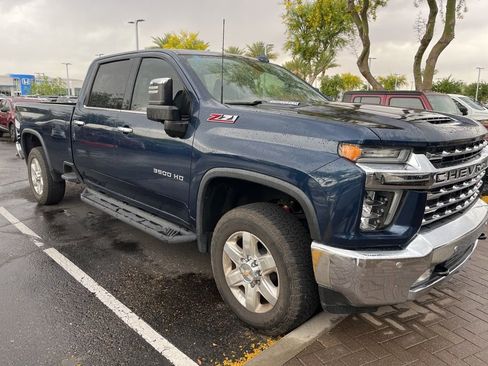 Used 2022 Chevrolet Silverado 3500 LTZ w/ LTZ Plus Package image 3