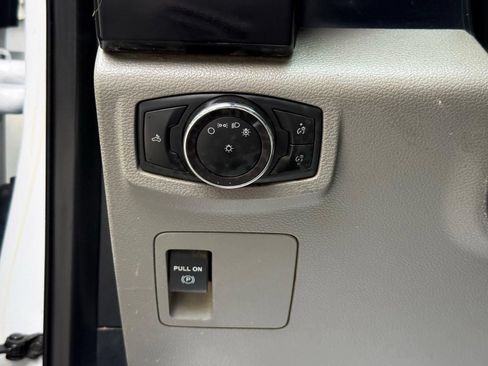 Used 2017 Ford F150 XL w/ Equipment Group 101A Mid RWD image 23