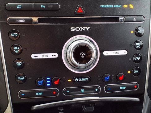 Used 2018 Ford Explorer Sport w/ Equipment Group 401A image 25