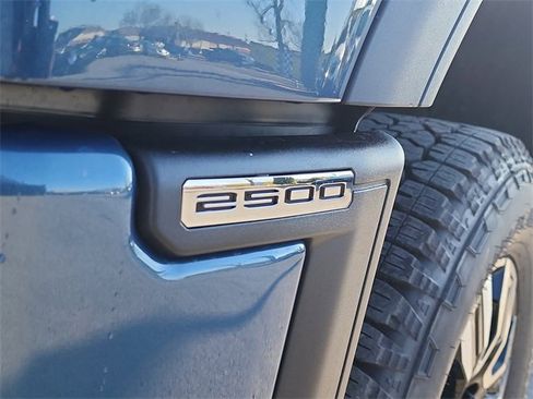 New 2026 GMC Sierra 2500 Denali Ultimate image 13