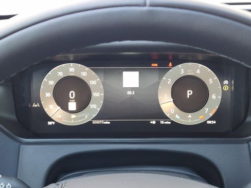 New 2026 Land Rover Range Rover Velar Dynamic SE image 16