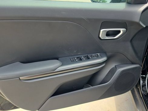 New 2026 Kia K4 FWD image 16