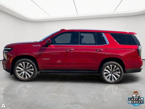 Used 2025 Chevrolet Tahoe High Country AWD/4WD image 3
