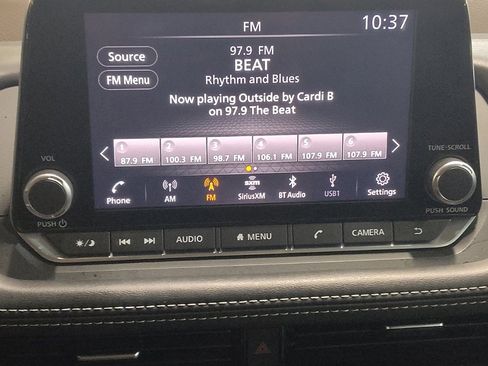 Used 2021 Nissan Rogue SV FWD image 25