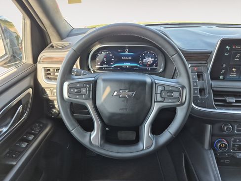 Used 2024 Chevrolet Tahoe Z71 AWD/4WD image 13