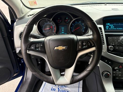 Used 2012 Chevrolet Cruze LT image 23