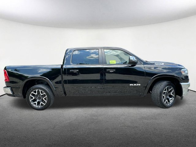 Used 2025 RAM 1500 Laramie AWD/4WD image 19